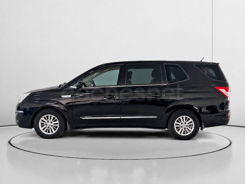 Ssangyong Rodius 2016 — photo 6