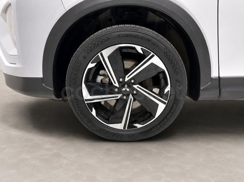 Mitsubishi Eclipse Cross 2022 — photo 6