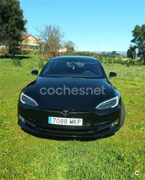 Tesla Model S 2018