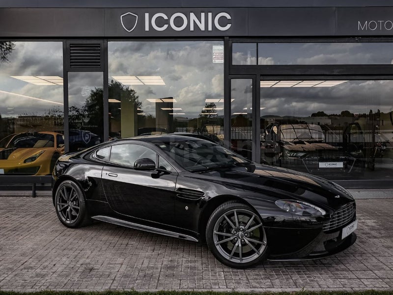Aston Martin Vantage 2017