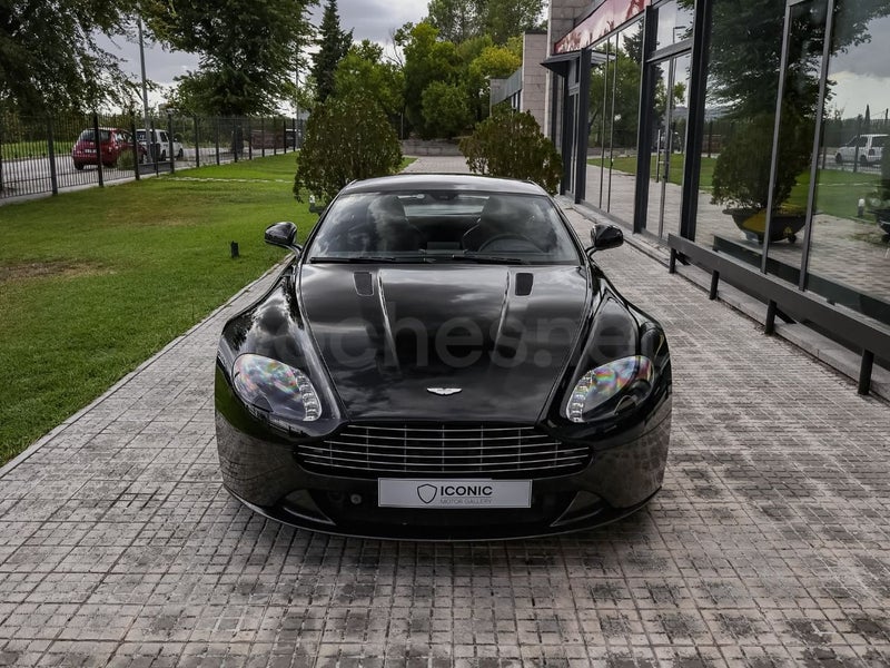 Aston Martin Vantage 2017 — photo 3