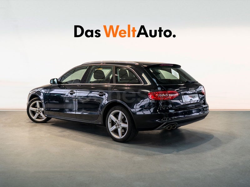 Audi A4 2015 — photo 2