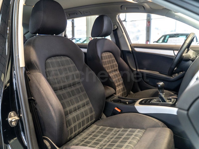 Audi A4 2015 — photo 5