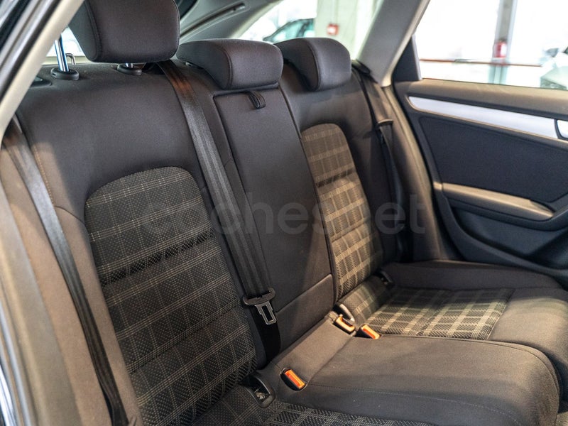 Audi A4 2015 — photo 6