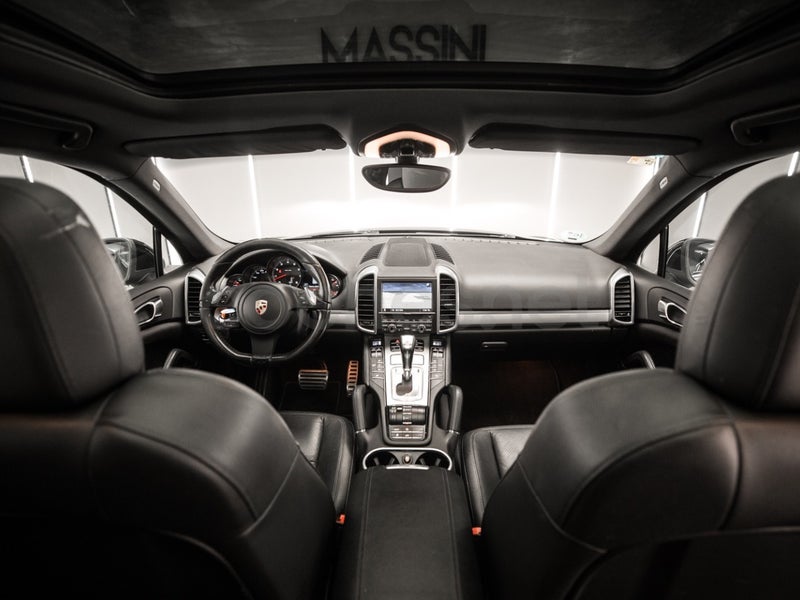 Porsche Cayenne 2013 — photo 6