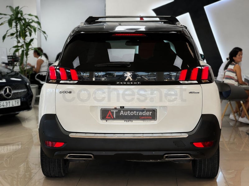 Peugeot 5008 2017 — photo 5
