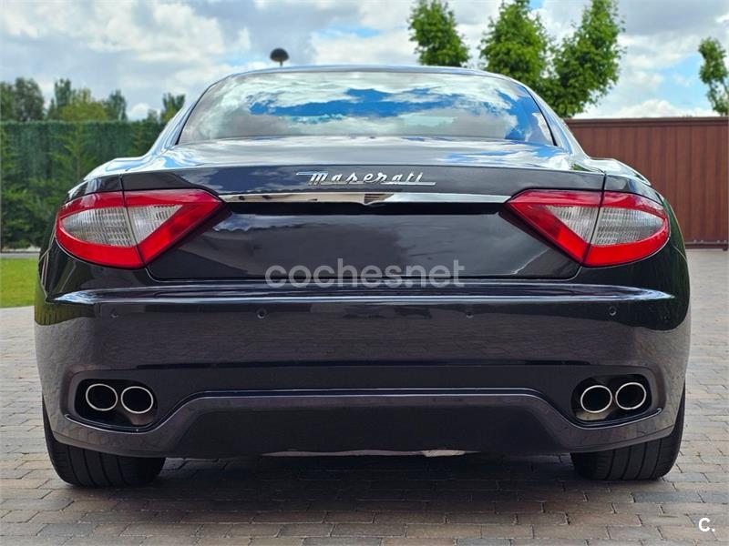 Maserati Granturismo 2010 — photo 4