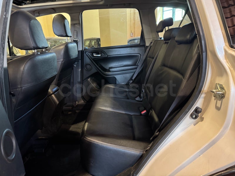 Subaru Forester 2014 — photo 8