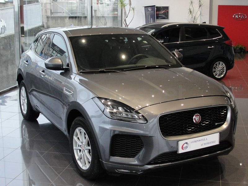 Jaguar E-pace 2019 — photo 7