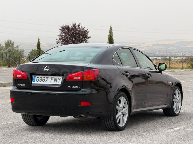 Lexus Is220d 2007 — photo 3
