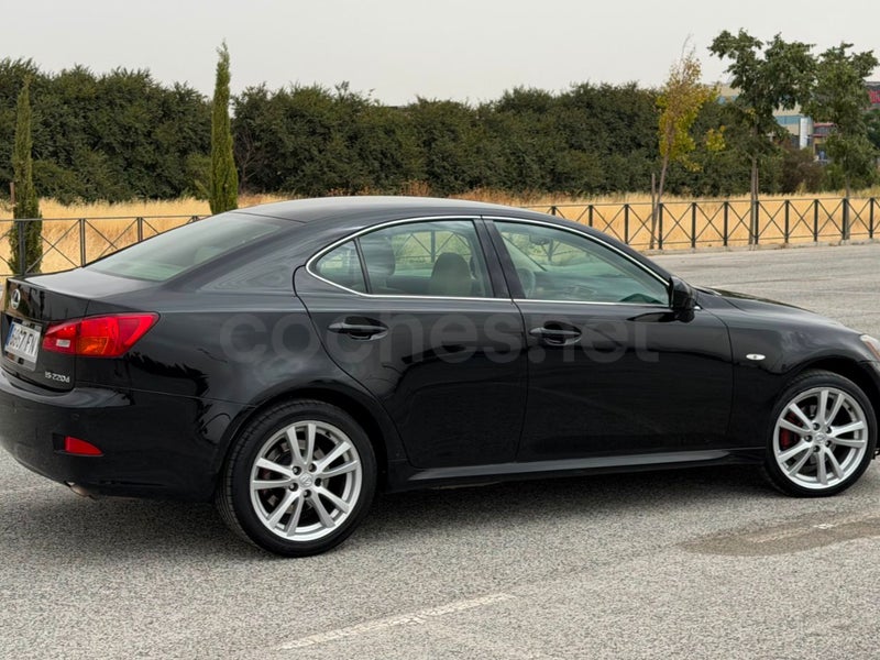Lexus Is220d 2007 — photo 8