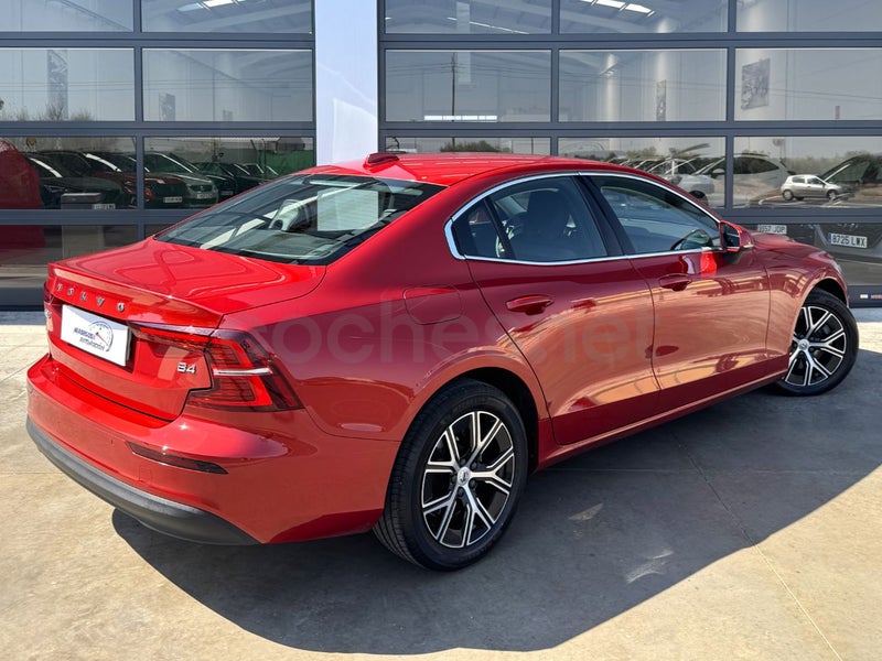 Volvo S60 2023 — photo 4