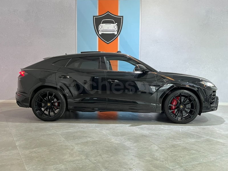 Lamborghini Urus 2023 — photo 5