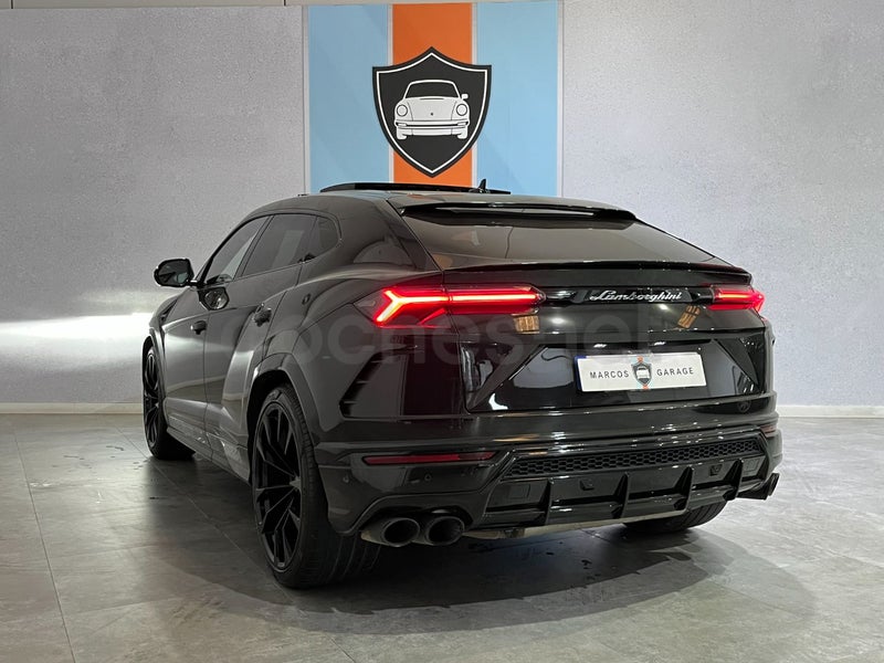 Lamborghini Urus 2023 — photo 7