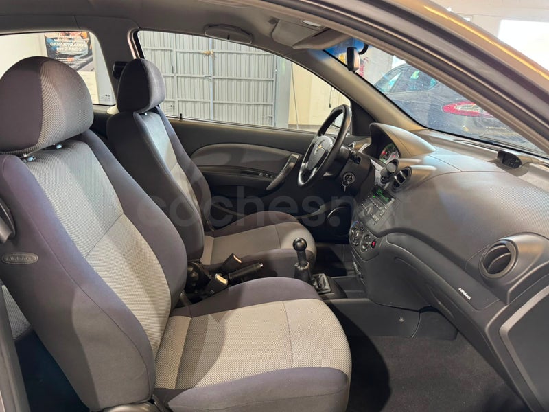 Chevrolet Aveo 2009 — photo 8