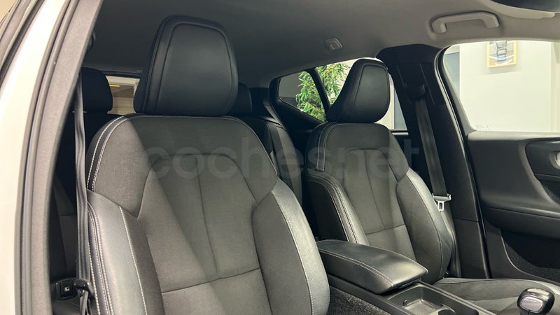 Volvo Xc40 2020 — photo 6