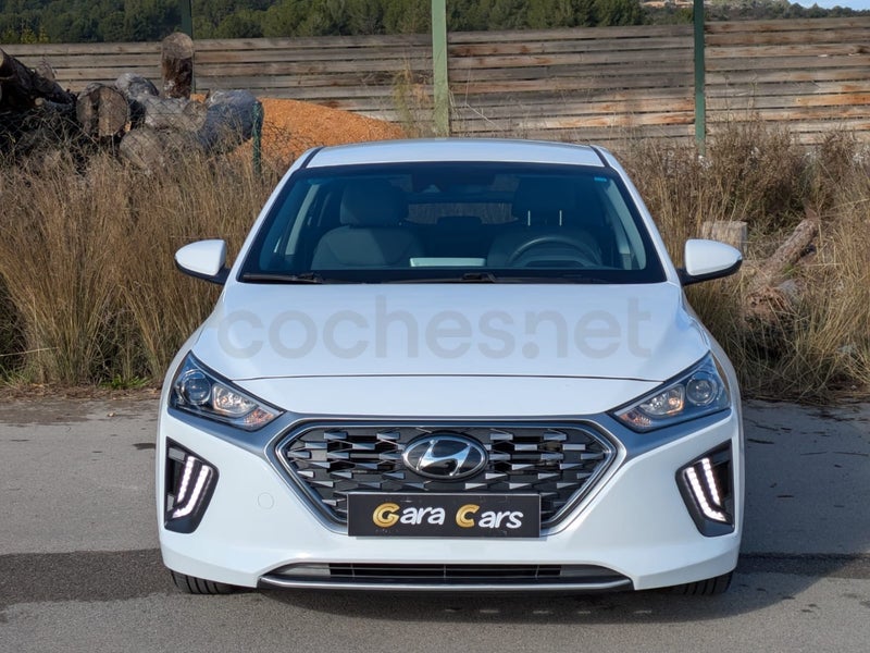 Hyundai Ioniq 2022 — photo 2
