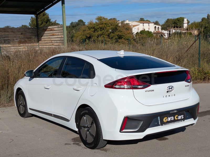 Hyundai Ioniq 2022 — photo 7