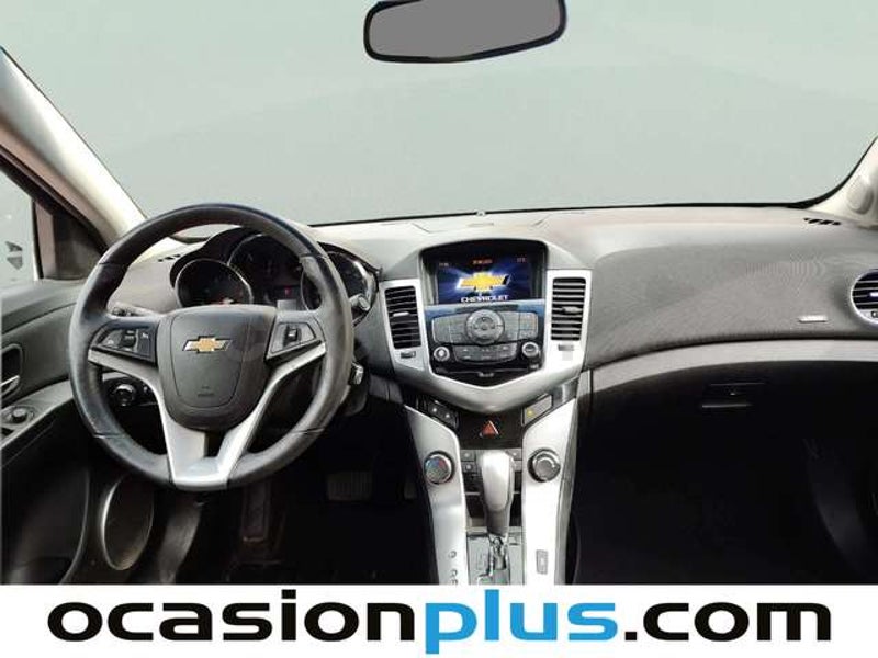 Chevrolet Cruze 2011 — photo 6