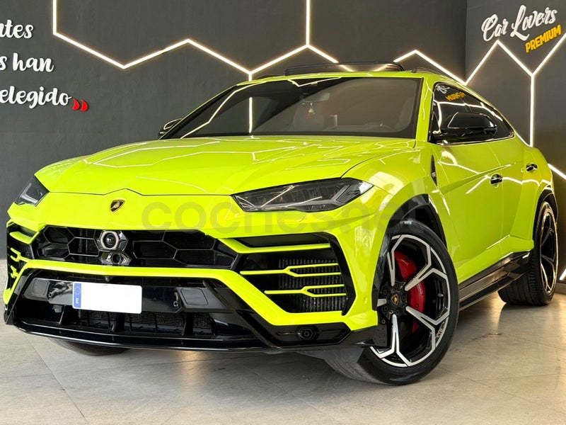 Lamborghini Urus 2023 — photo 4