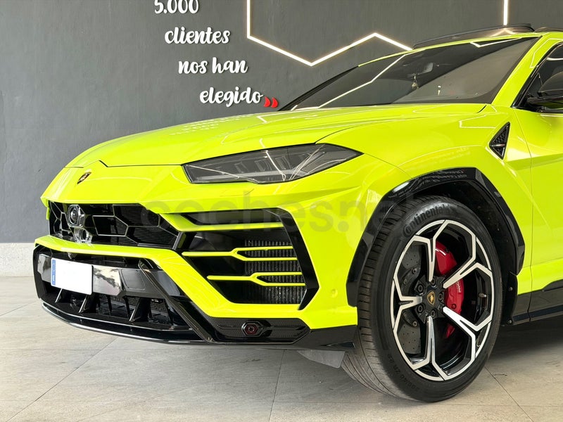 Lamborghini Urus 2023 — photo 6