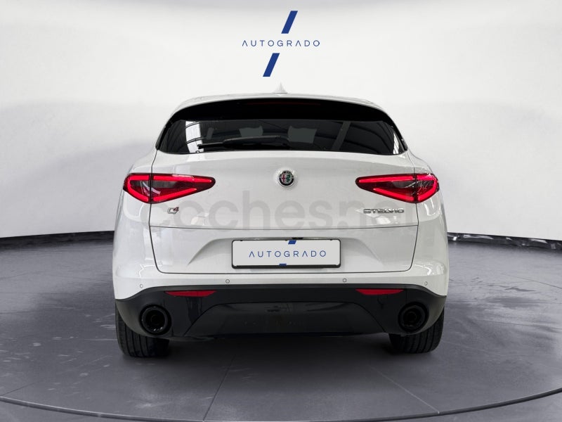 Alfa Romeo Stelvio 2022 — photo 4