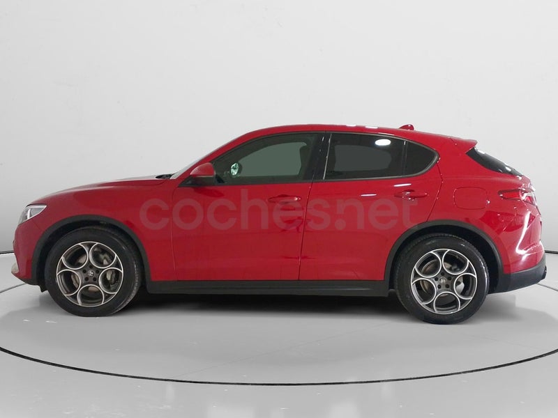 Alfa Romeo Stelvio 2022 — photo 6