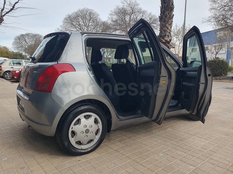 Suzuki Swift 2007 — photo 4