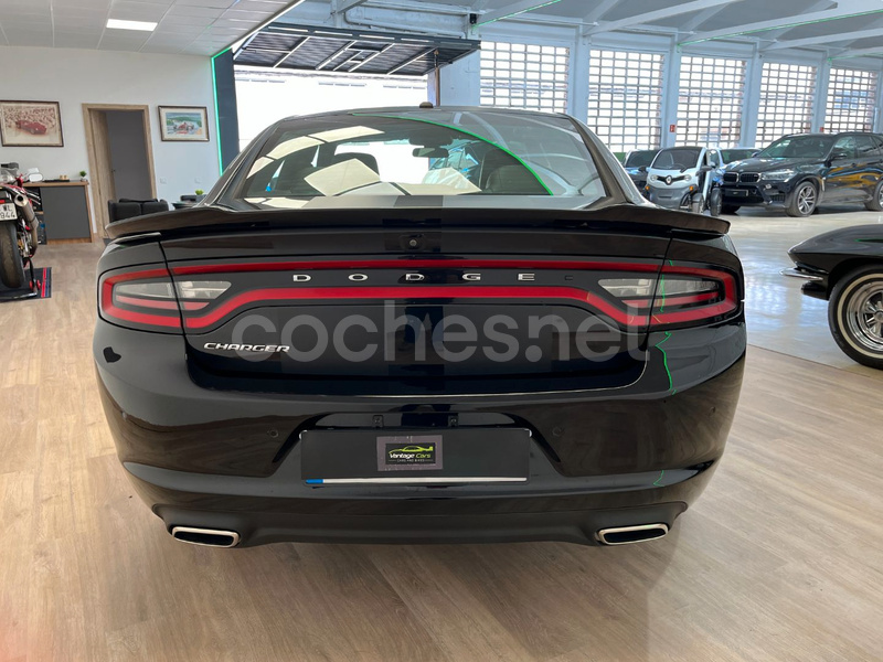 Dodge Charger Sxt 2019 — photo 4