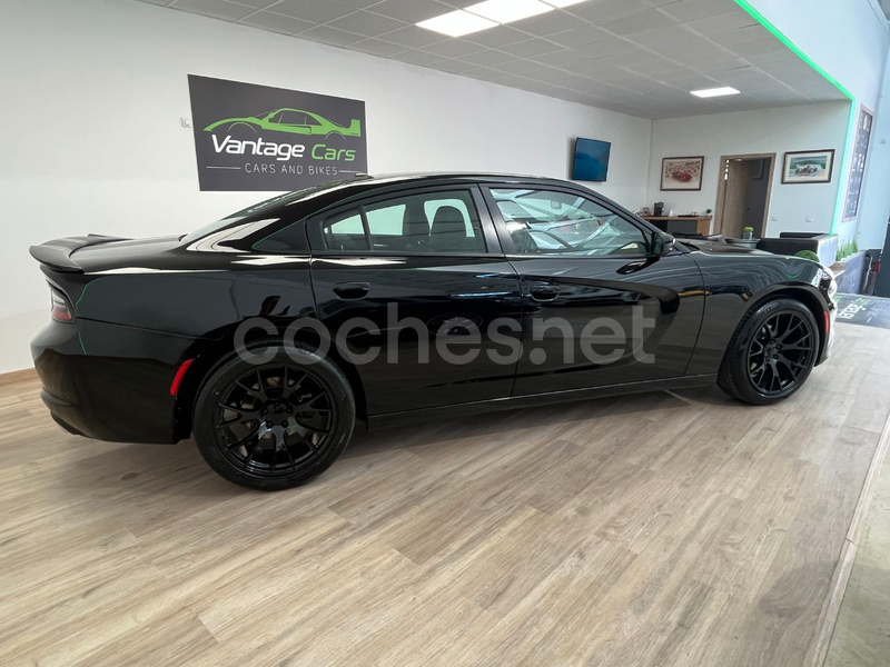 Dodge Charger Sxt 2019 — photo 6