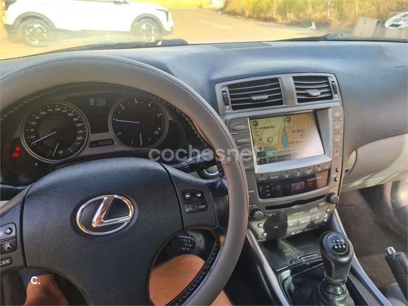 Lexus Is220d 2007 — photo 7