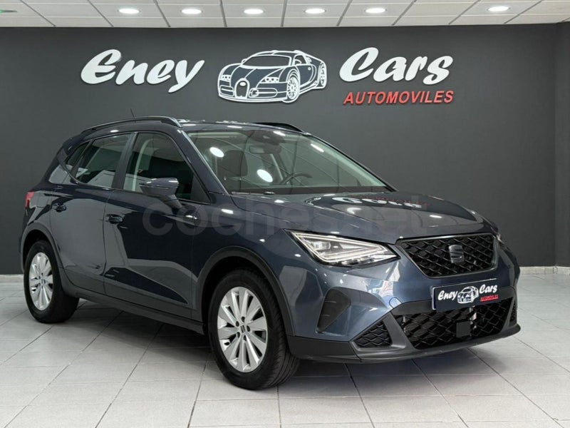 Seat Arona 2023 — photo 2