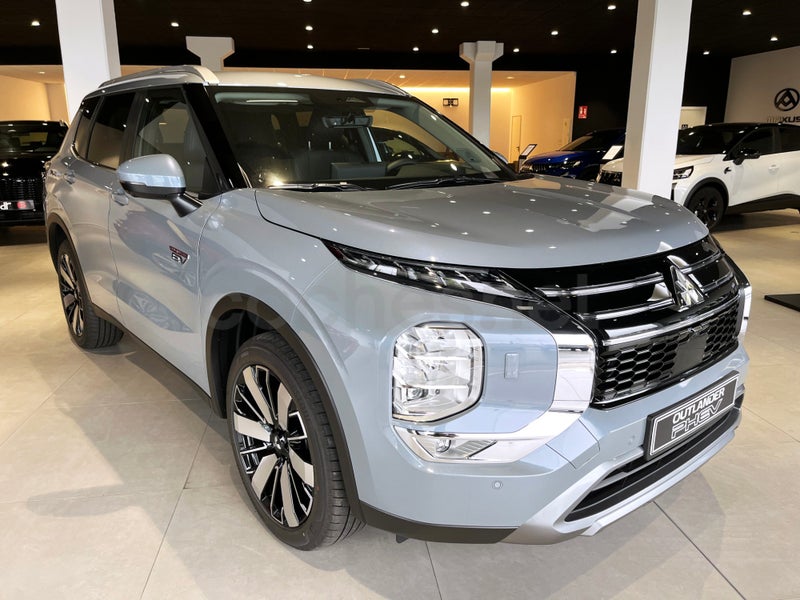 Mitsubishi Outlander 2026