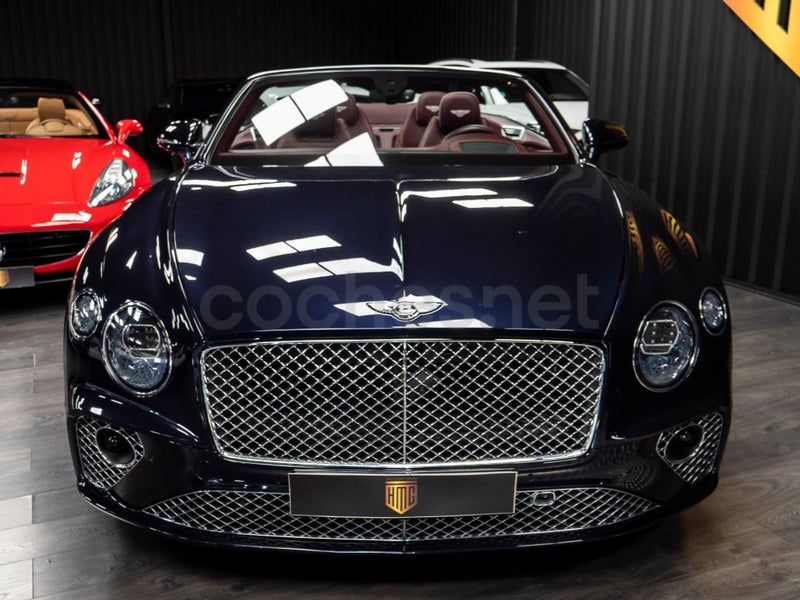 Bentley Continental Gt 2023 — photo 2