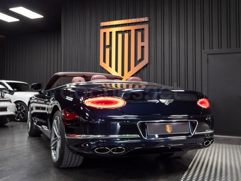 Bentley Continental Gt 2023 — photo 6