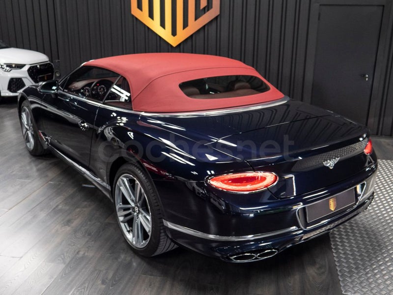 Bentley Continental Gt 2023 — photo 8