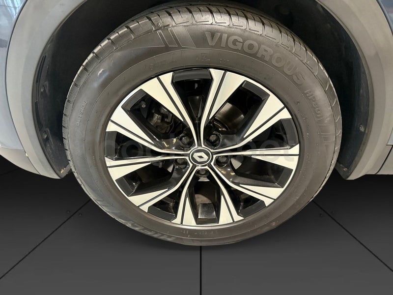 Renault Captur 2023 — photo 3