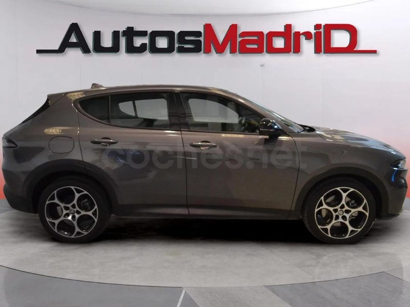 Alfa Romeo Tonale 2024 — photo 8
