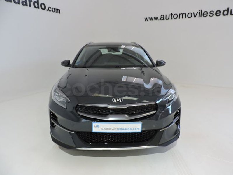 Kia Xceed 2021 — photo 2