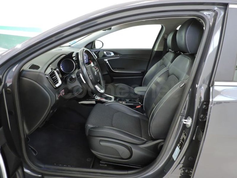 Kia Xceed 2021 — photo 8