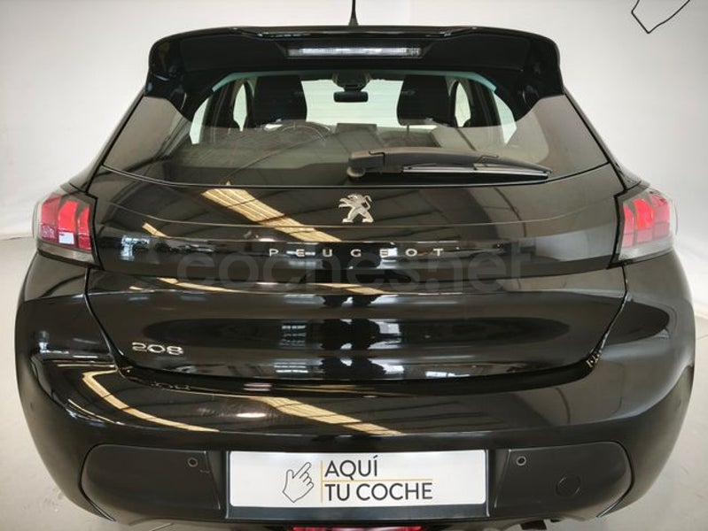 Peugeot 208 2023 — photo 7
