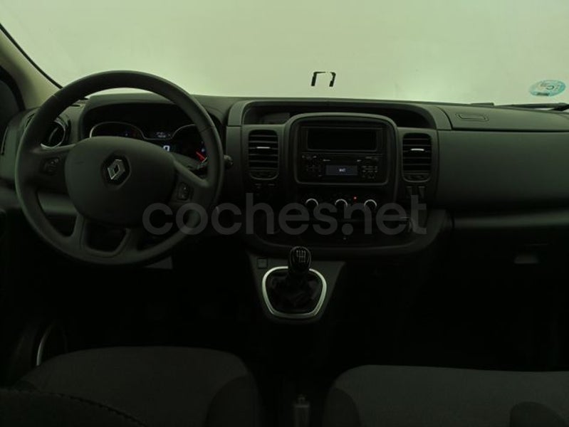 Renault Trafic 2021 — photo 6