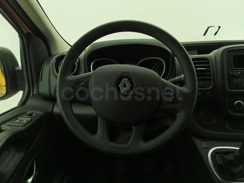 Renault Trafic 2021 — photo 7