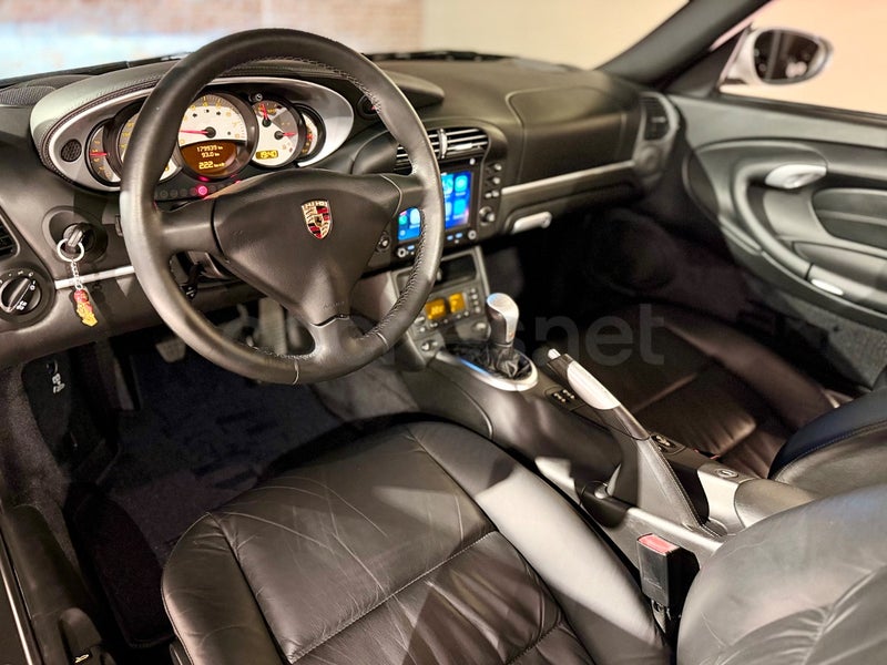 Porsche 911 2004 — photo 7