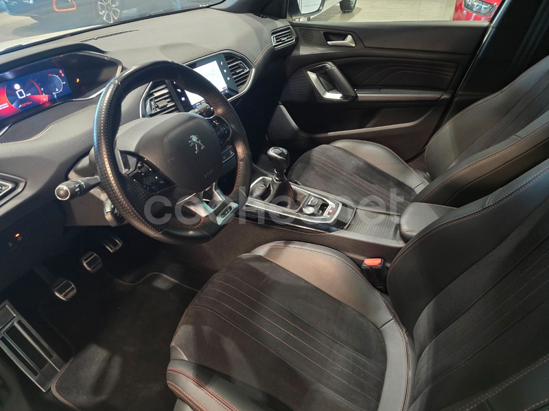 Peugeot 308 2020 — photo 5
