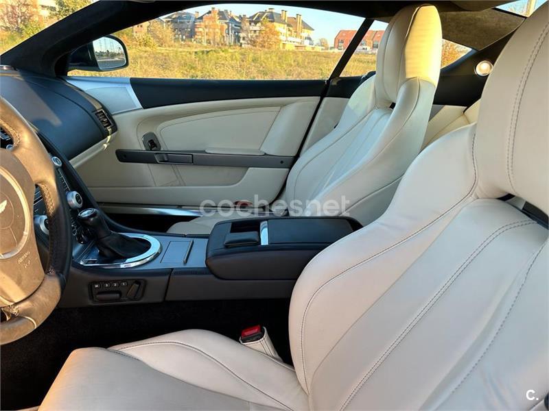 Aston Martin Db9 2010 — photo 5