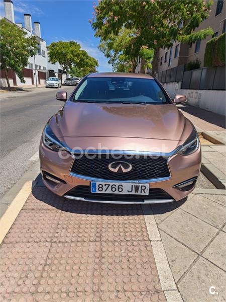 Infiniti Q30 2017