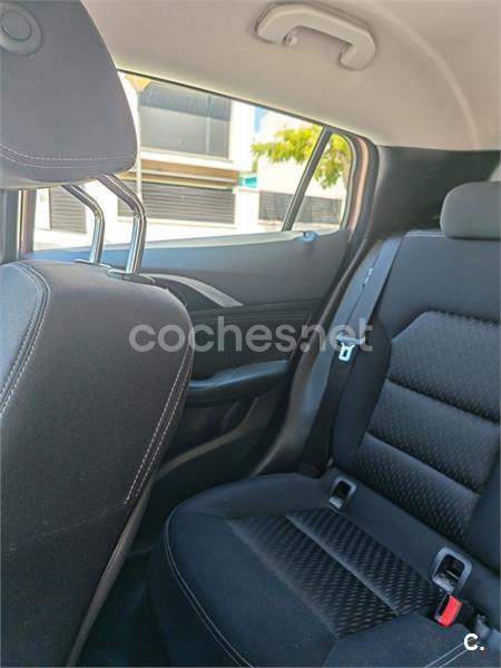Infiniti Q30 2017 — photo 8