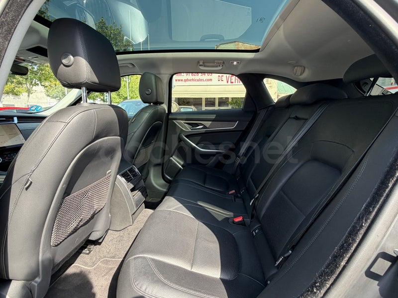 Jaguar F-pace 2022 — photo 8