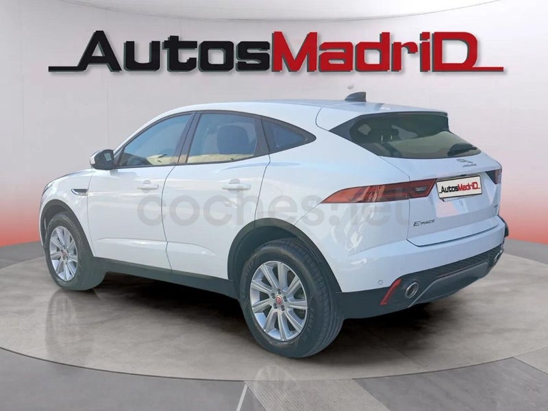 Jaguar E-pace 2020 — photo 2